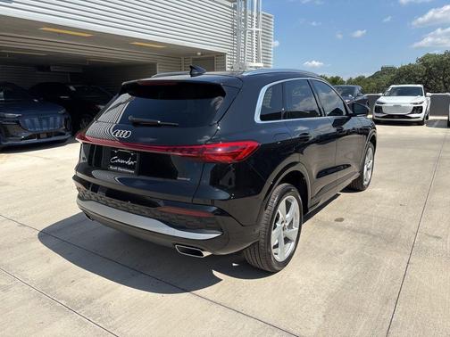 2025 Audi Q5 2.0T quattro Premium