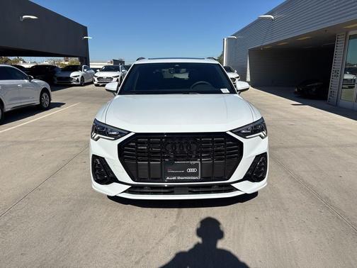 2025 Audi Q3 45 S line Premium