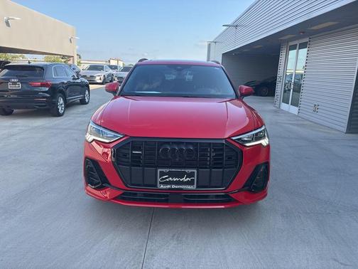 2023 Audi Q3 45 S line Premium