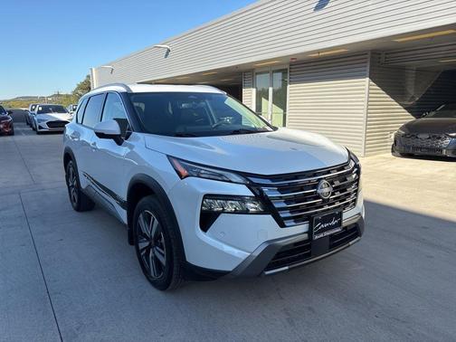 2024 Nissan Rogue SL