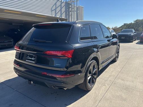 2026 Audi Q7 55 Premium Plus