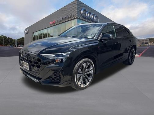 Mythos Black Metallic 2026 Audi Q8 Prestige