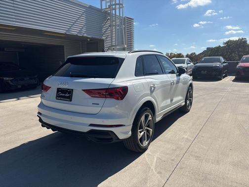 2025 Audi Q3 45 S line Premium