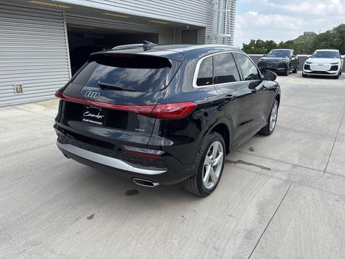 2025 Audi Q5 2.0T quattro Premium