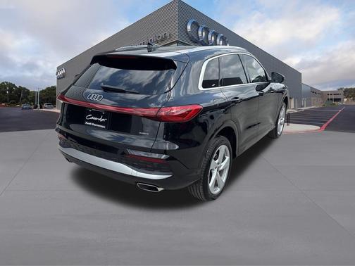 2025 Audi Q5 2.0T quattro Premium