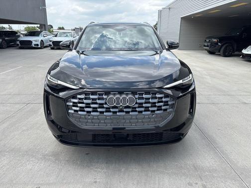 2025 Audi Q5 2.0T quattro Premium