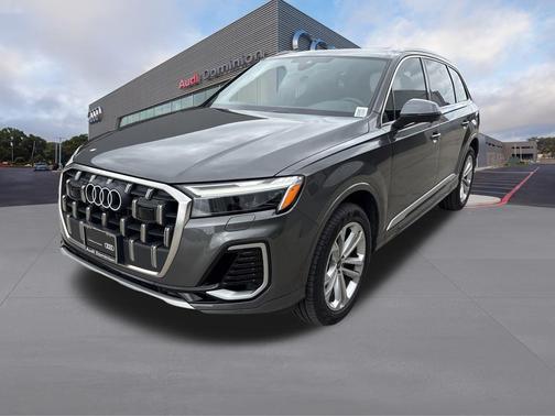 2025 Audi Q7 55 Premium