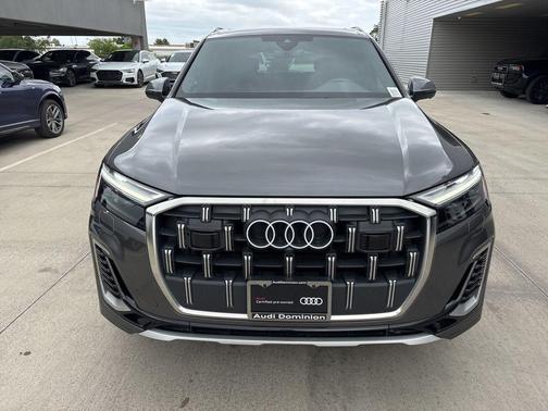 2025 Audi Q7 55 Premium