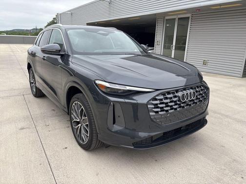 2025 Audi Q5 2.0T quattro Premium