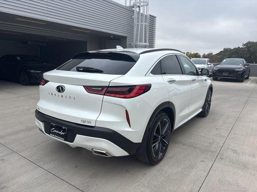 2025 INFINITI QX55 LUXE