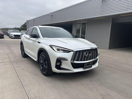 2025 INFINITI QX55 LUXE