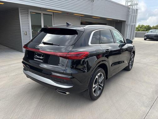 2025 Audi Q5 2.0T quattro Premium