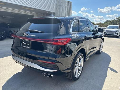 2025 Audi Q5 2.0T quattro Premium