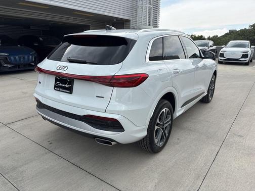 2025 Audi Q5 2.0T quattro Premium