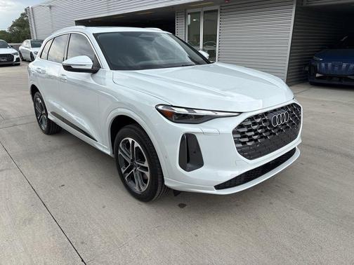 2025 Audi Q5 2.0T quattro Premium