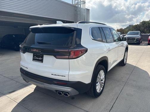 2024 GMC Acadia Elevation
