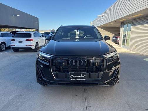 2026 Audi Q7 45 Premium
