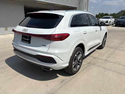 2025 Audi Q5 2.0T quattro Premium