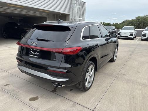 2025 Audi Q5 2.0T quattro Premium