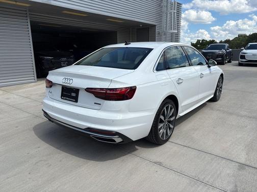 2022 Audi A4 40 Premium