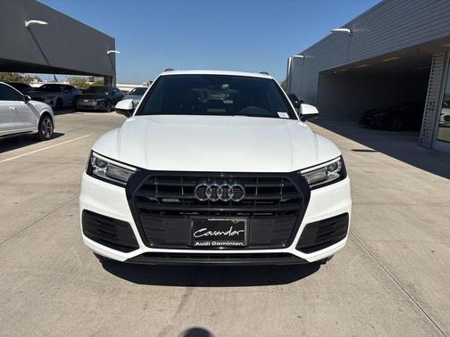 2020 Audi Q5 45 Titanium Premium