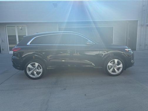 2025 Audi Q5 2.0T quattro Premium