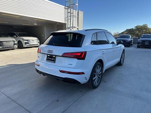 2025 Audi Q5 55 S line quattro Premium