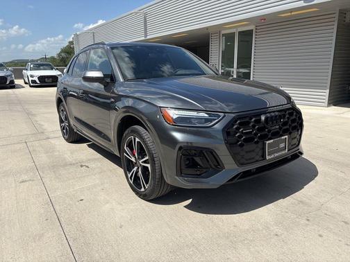 2025 Audi Q5 45 S line quattro Premium
