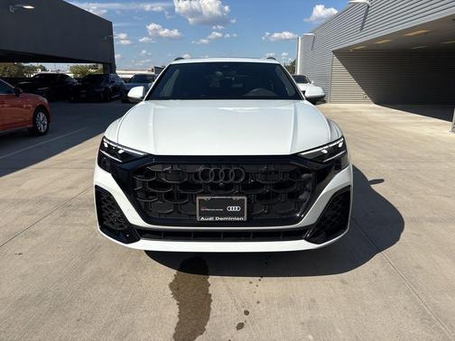 2025 Audi Q8 55 Premium