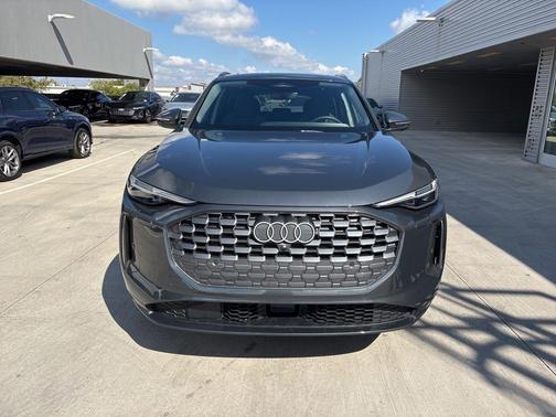2025 Audi Q5 2.0T quattro Premium