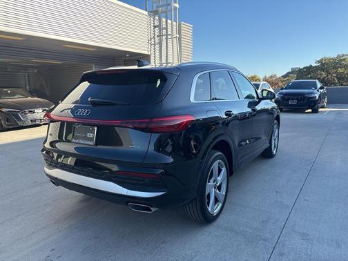2025 Audi Q5 2.0T quattro Premium