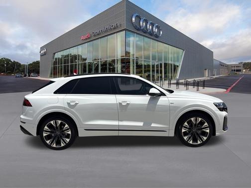 Carrara White 2026 Audi Q8 Premium Plus