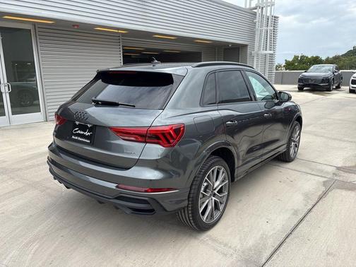 2025 Audi Q3 45 S line Premium