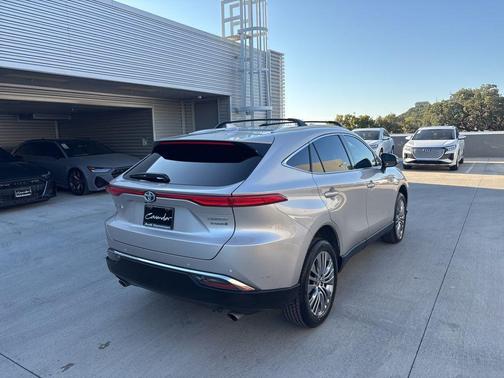 2022 Toyota Venza Limited