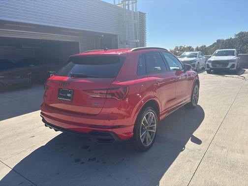 2025 Audi Q3 45 S line Premium