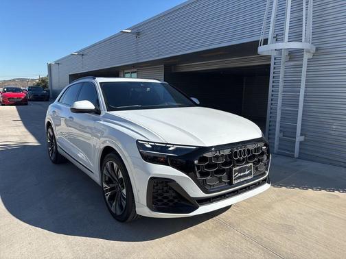 2026 Audi Q8 Premium Plus