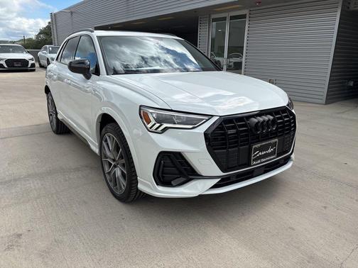 2025 Audi Q3 45 S line Premium