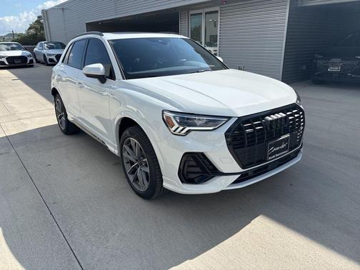 2025 Audi Q3 45 S line Premium