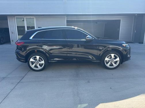 2025 Audi Q5 2.0T quattro Premium