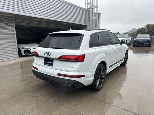 2025 Audi Q7 55 Prestige