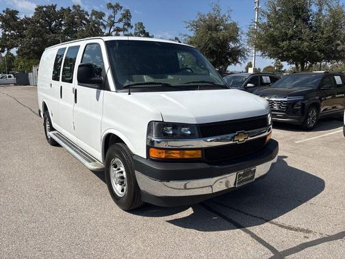 2024 Chevrolet Express 2500 Work Van