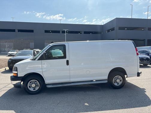 2024 Chevrolet Express 2500 Work Van