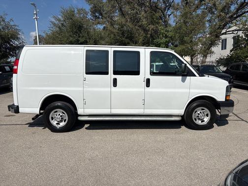 2024 Chevrolet Express 2500 Work Van