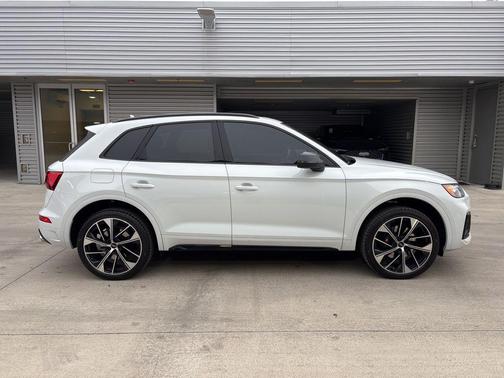 2024 Audi SQ5 3.0T Premium