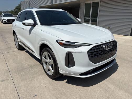 2025 Audi Q5 2.0T quattro Premium