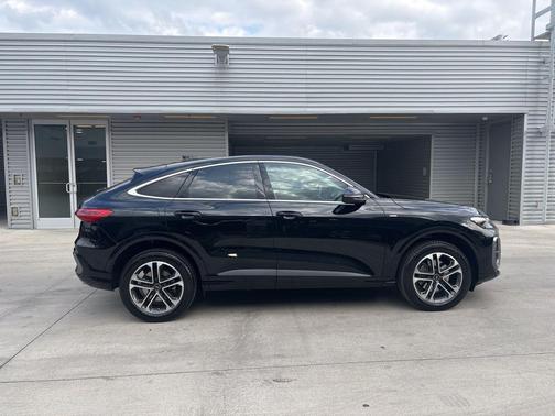 2025 Audi Q5 2.0T Premium