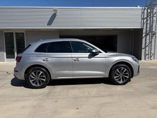 2021 Audi Q5 40 Premium Plus