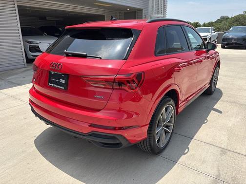 2025 Audi Q3 45 S line Premium