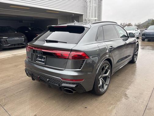 Daytona Gray Pearl Effect 2026 Audi RS Q8 4.0T quattro