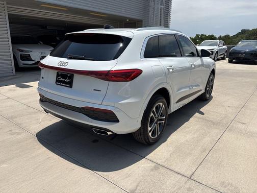 2025 Audi Q5 2.0T quattro Premium